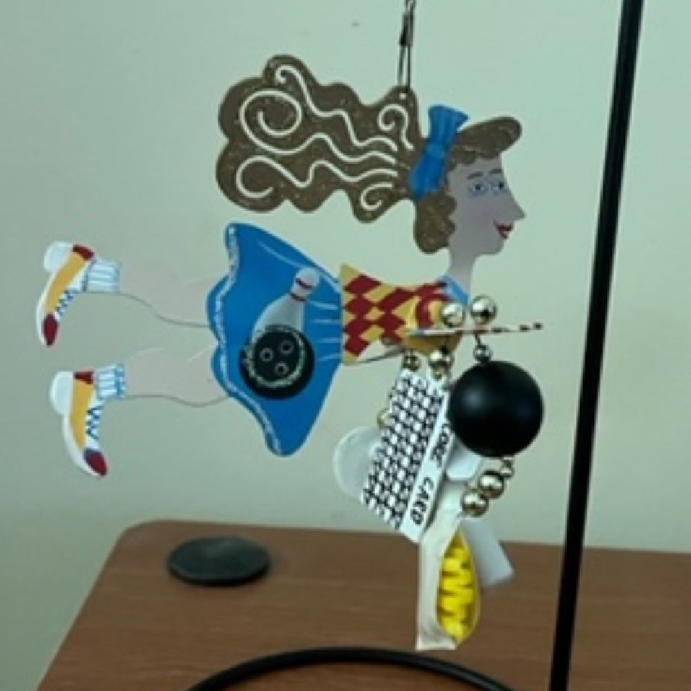 Karen Rossi Fanciful Flight Bowler with stand